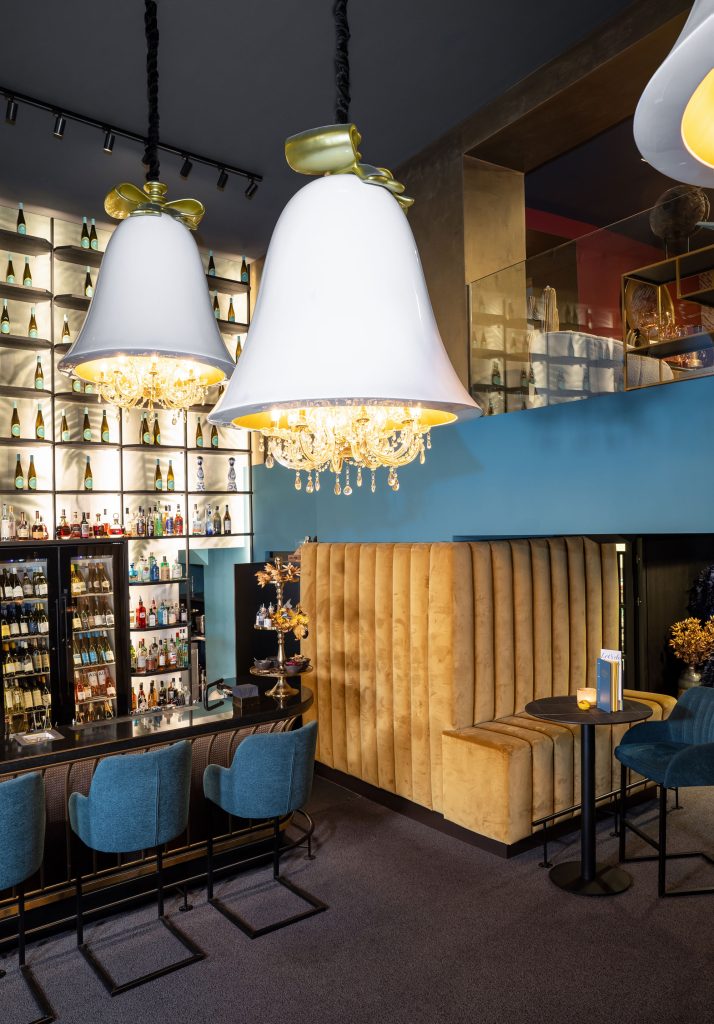 Bar Amouro